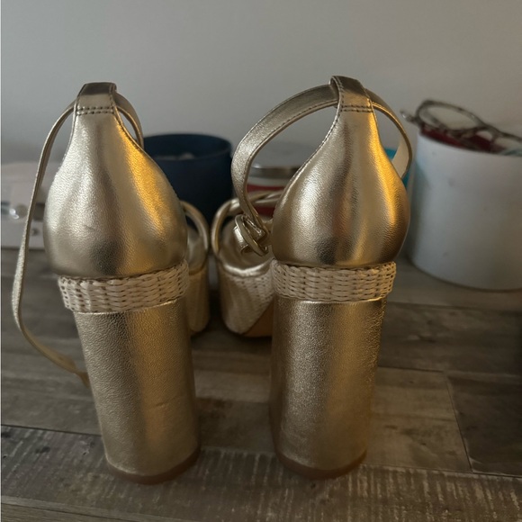 Gorgeous Gold Alexandre Birman chunky block heel shoes - Picture 6 of 9